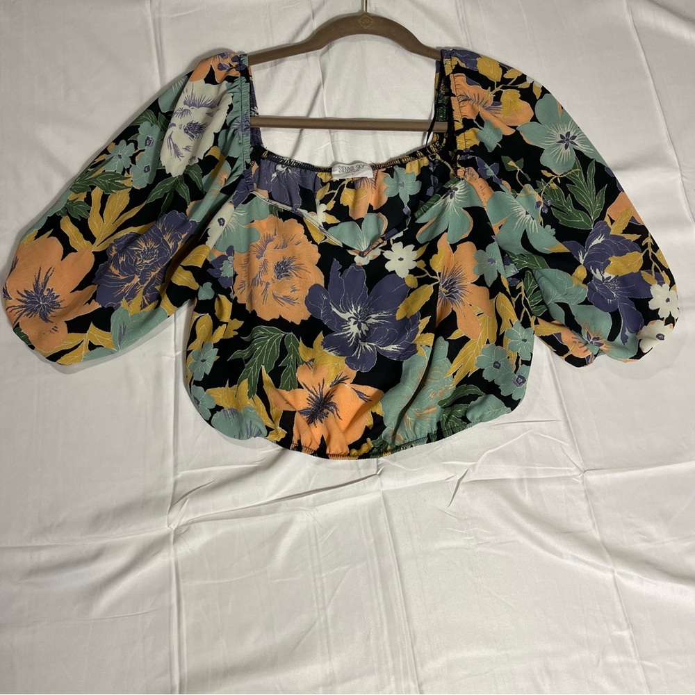 Sienna Sky Boho Floral Cropped Top Women’s Sz L Dramatic Sleeves